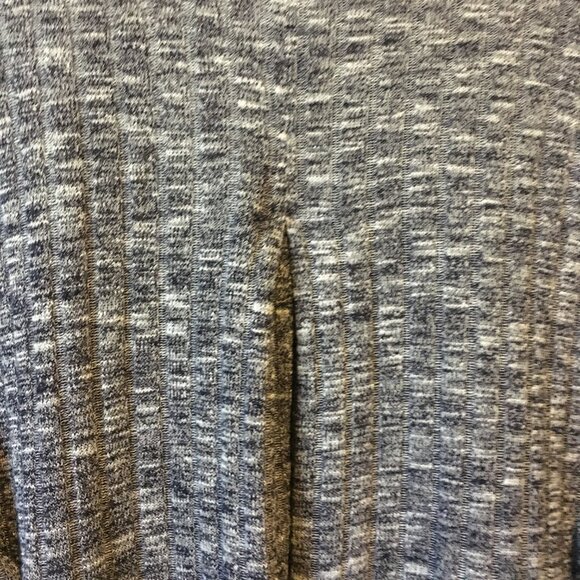 Canadian Made Navy and White Heathered Ribbed Bilayer Box Pleat Shirt - Picture 7 of 16